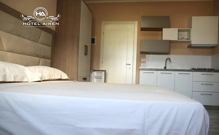 Airen Hotel Velipoje Exterior photo